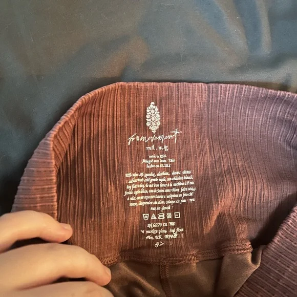 FREE PEOPLE Good Karma Running Shorts in brown M/L - Picture 3 of 3